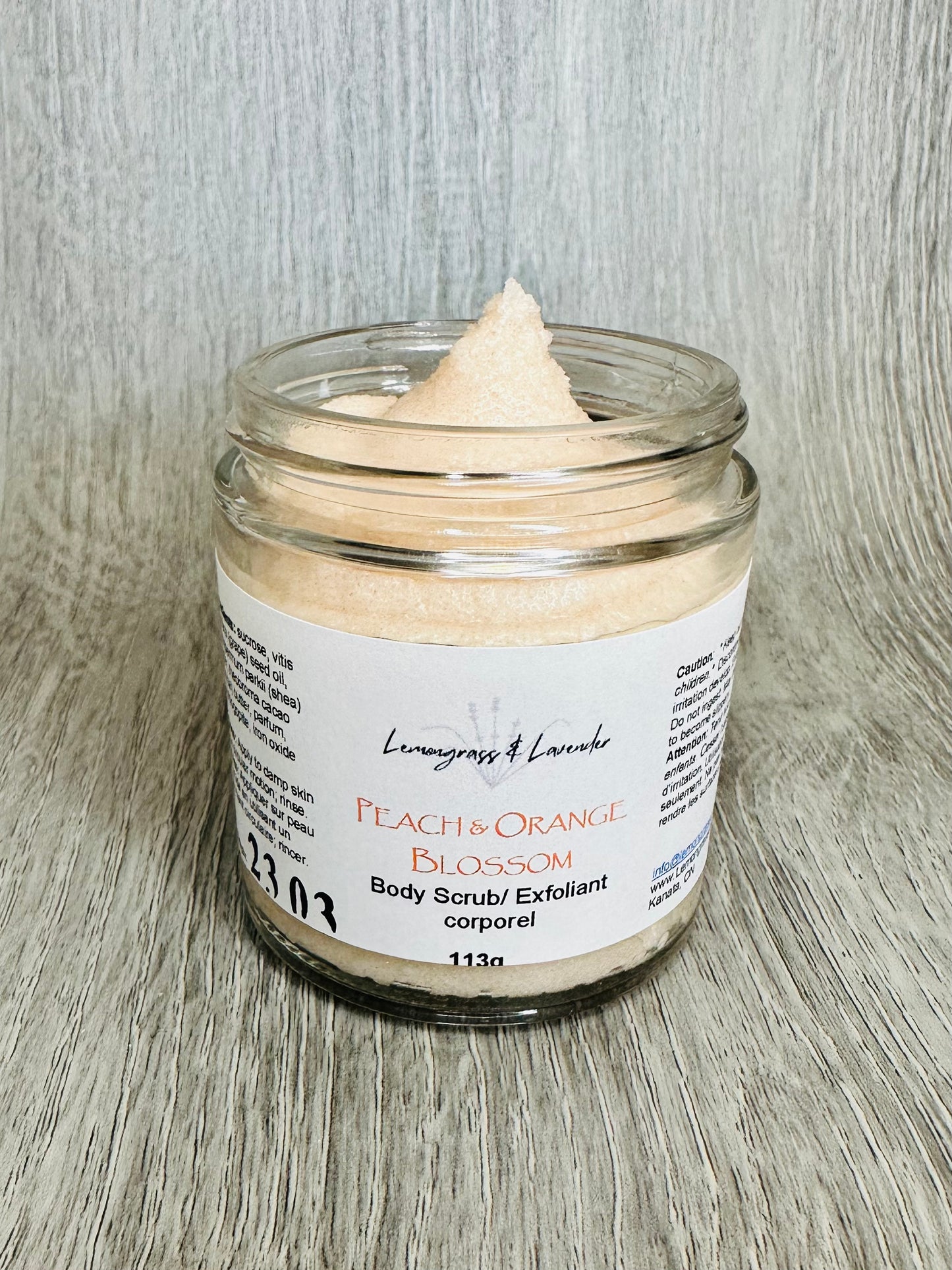 Peach & Orange Blossom Body Scrub/exfoliant corporel